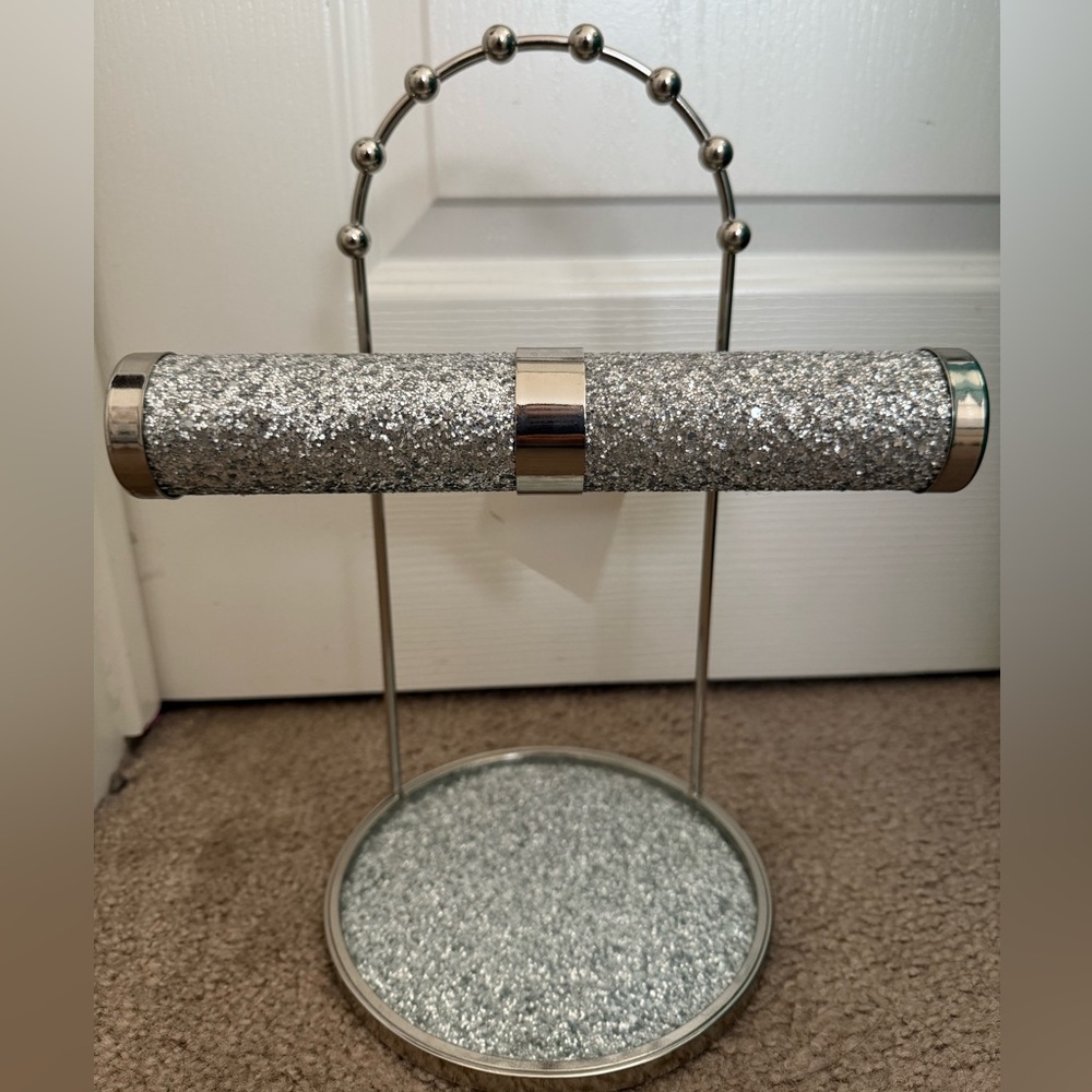 Jewelry organizer